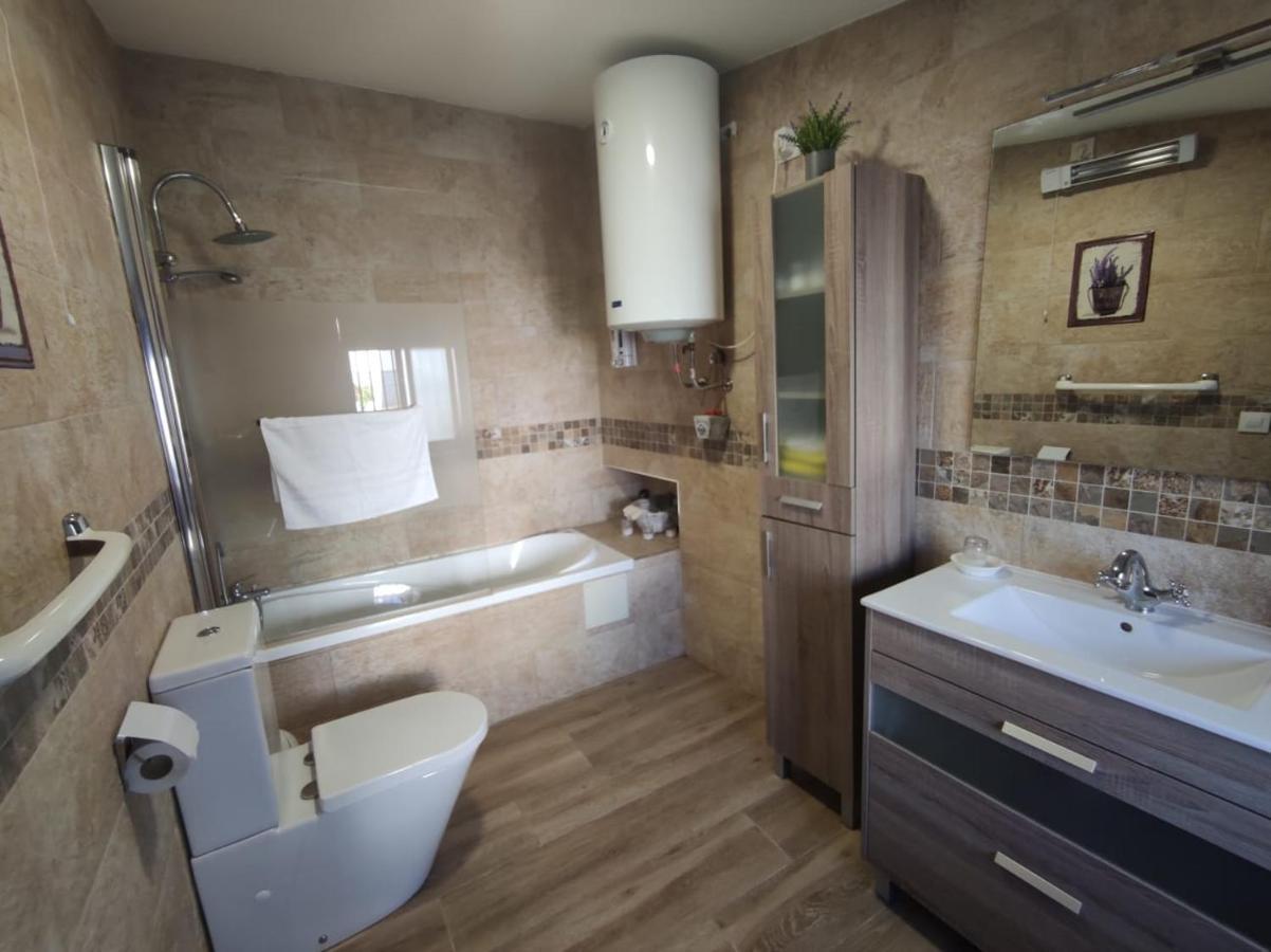 Casa Rural La Zzinetina Con Jacuzzi Constantina Dış mekan fotoğraf